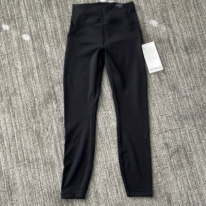 Lululemon InStill HR Tight 25” NWT